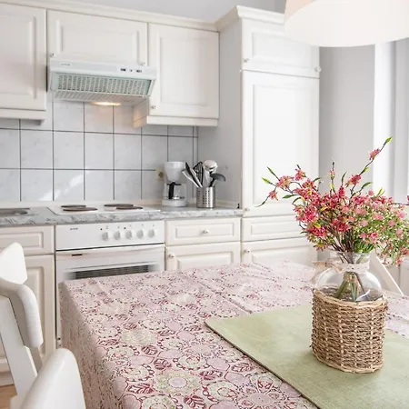 Haus Zur Linde 4 *