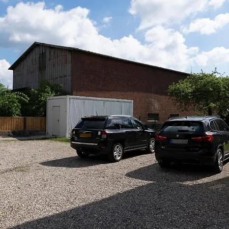 Apartment Haus Zur Linde 4 *